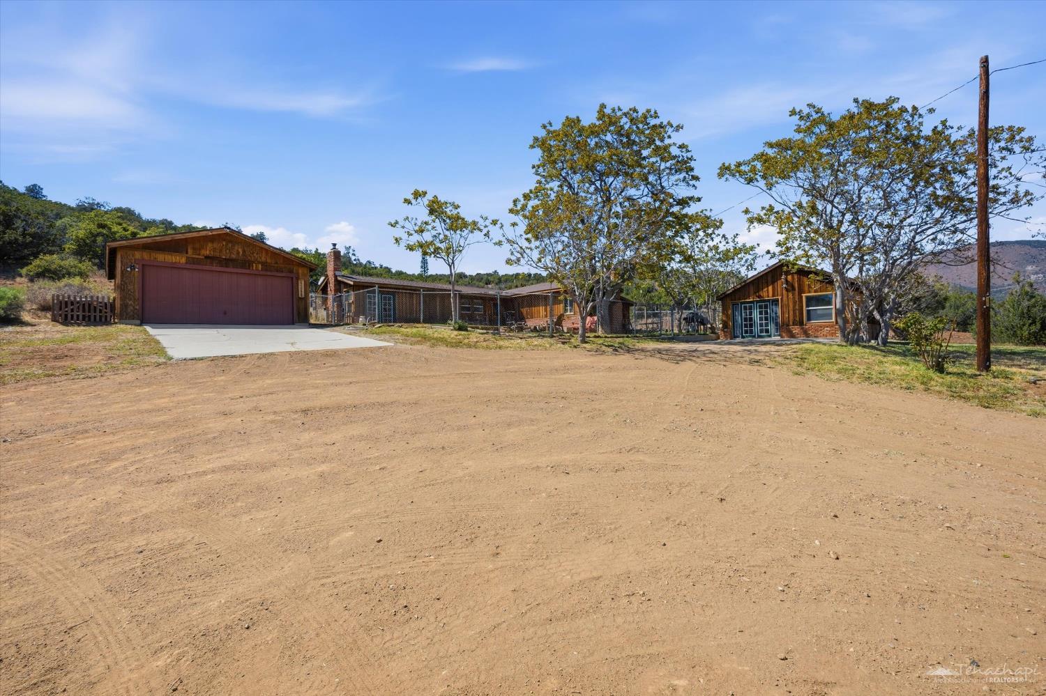 24763 Sand Canyon Road Tehachapi, CA 93561 - Photo 30 of 35 Gallery Image 30