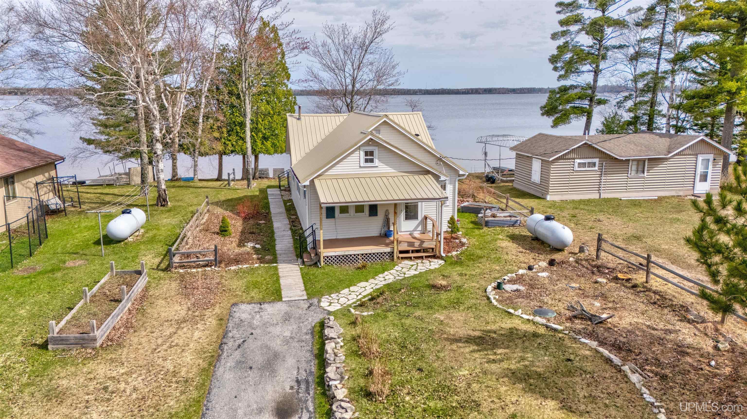 546 West Gulliver Lake Road Gulliver, MI 49840 - Photo 51 of 59