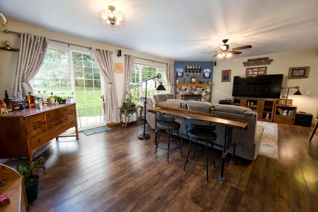 $399,969 | 625 Chadwick Drive, Watertown, WI 53094