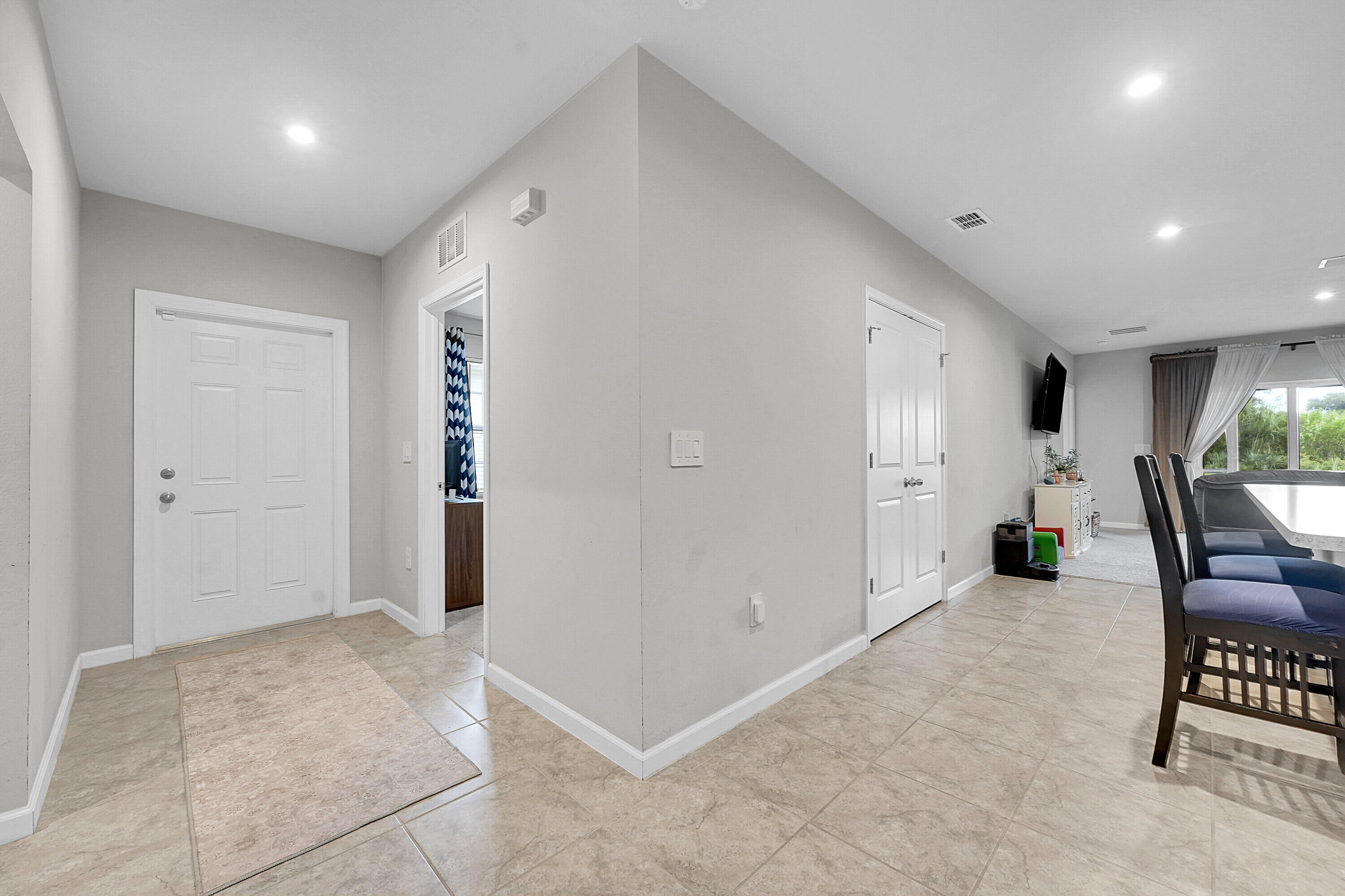 333 Raspberry Road Fort Pierce, FL 34981 - Photo 11 of 17 05_0 (4)