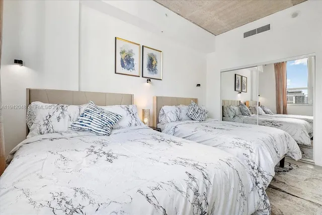 $3,300 | 133 Northeast 2nd Avenue, Unit 2606, Miami, FL 33132