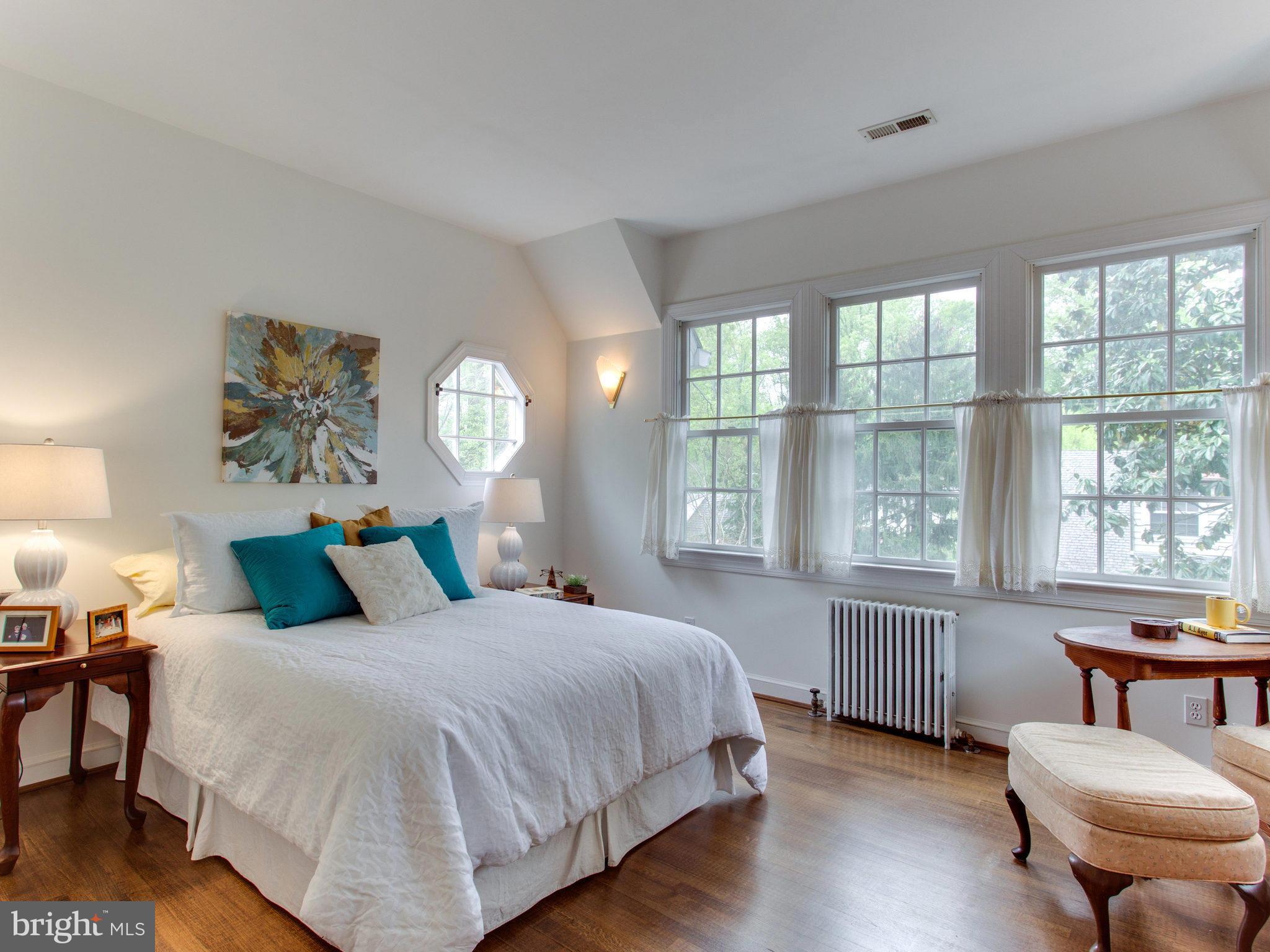 5316 Blackistone Road Bethesda, MD 20816 - Photo 17 of 25 Bedroom (Master)