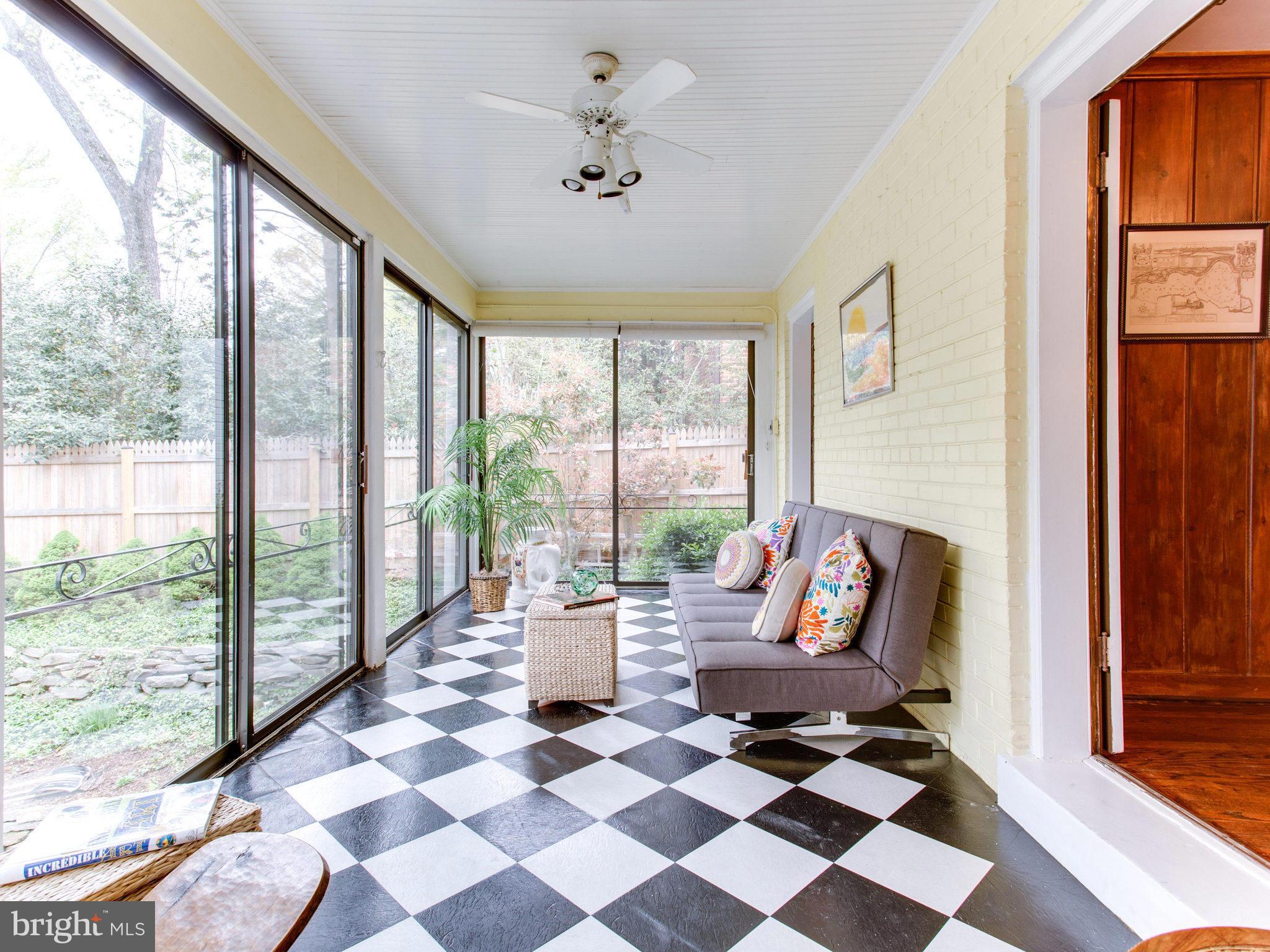 5316 Blackistone Road Bethesda, MD 20816 - Photo 10 of 25 Sunroom