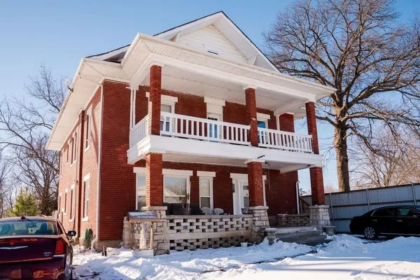 $200,000 | 2224 Crawford Avenue, Parsons, KS 67357