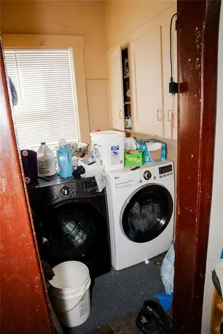 $200,000 | 2224 Crawford Avenue, Parsons, KS 67357