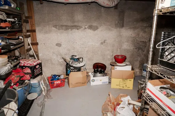 $200,000 | 2224 Crawford Avenue, Parsons, KS 67357