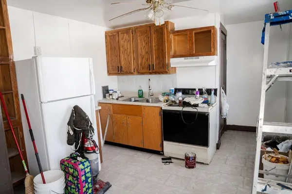 $200,000 | 2224 Crawford Avenue, Parsons, KS 67357