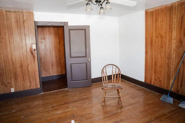 $200,000 | 2224 Crawford Avenue, Parsons, KS 67357