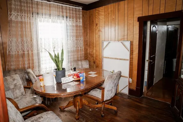 $200,000 | 2224 Crawford Avenue, Parsons, KS 67357