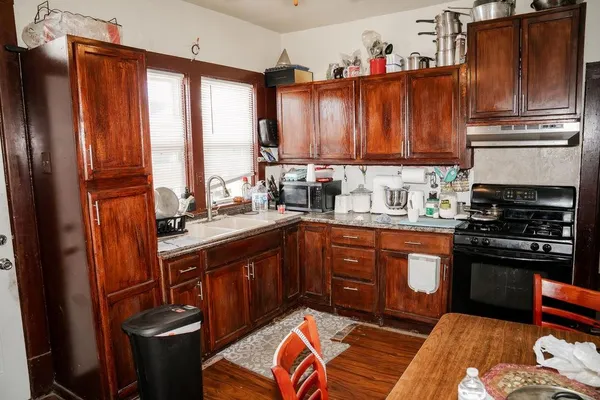 $200,000 | 2224 Crawford Avenue, Parsons, KS 67357