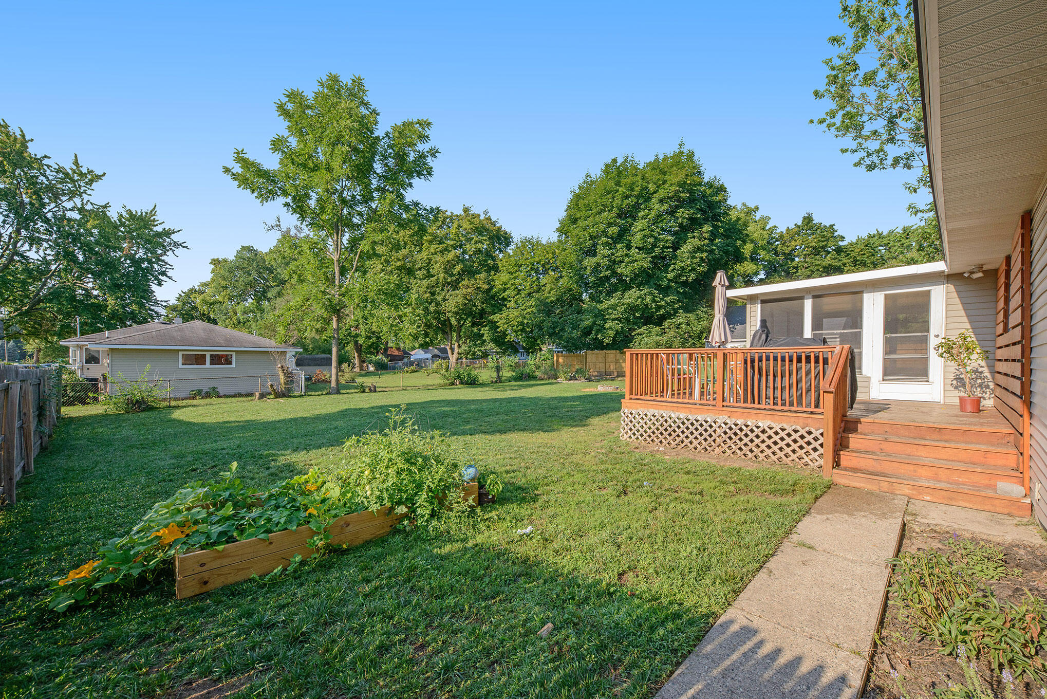792 Baldwin Street Jenison, MI 49428 - Photo 4 of 23 792BaldwinSt-40