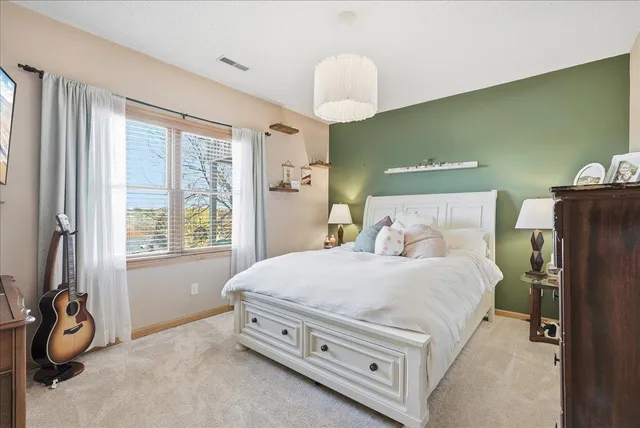 $450,000 | 1533 Hallewood Boulevard, New Richmond, WI 54017