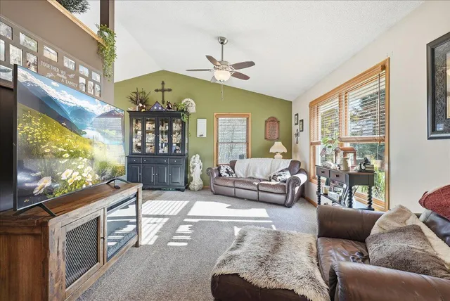 $450,000 | 1533 Hallewood Boulevard, New Richmond, WI 54017