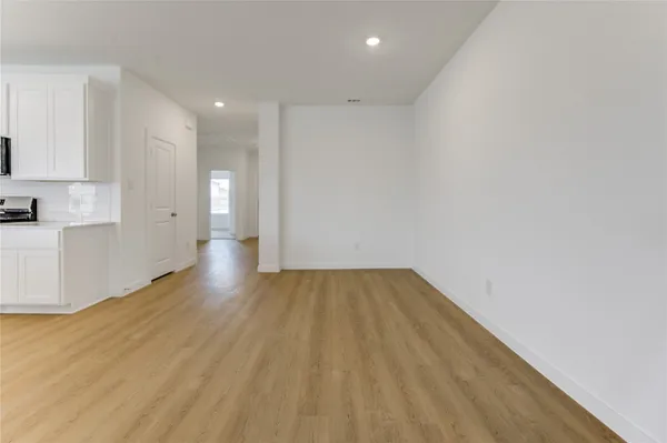 $2,499 | 9047 Rose Water Trail, Iowa Colony, TX 77583