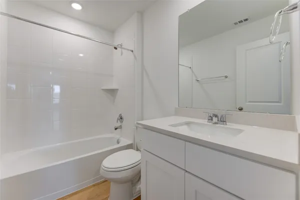 $2,499 | 9047 Rose Water Trail, Iowa Colony, TX 77583