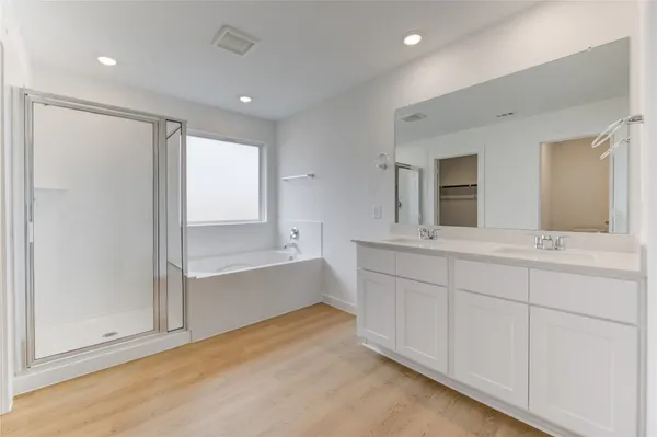 $2,499 | 9047 Rose Water Trail, Iowa Colony, TX 77583