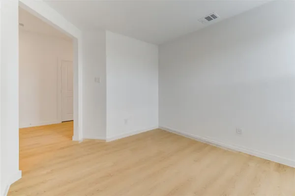 $2,499 | 9047 Rose Water Trail, Iowa Colony, TX 77583