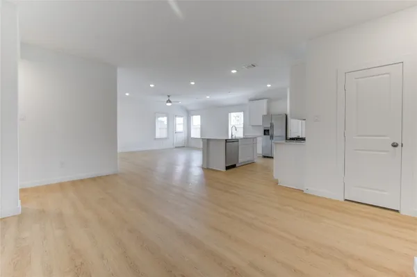 $2,499 | 9047 Rose Water Trail, Iowa Colony, TX 77583