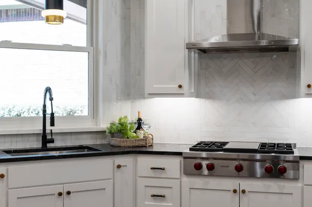 $1,849,500 | 11302 Lake Forest Drive, Conroe, TX 77384