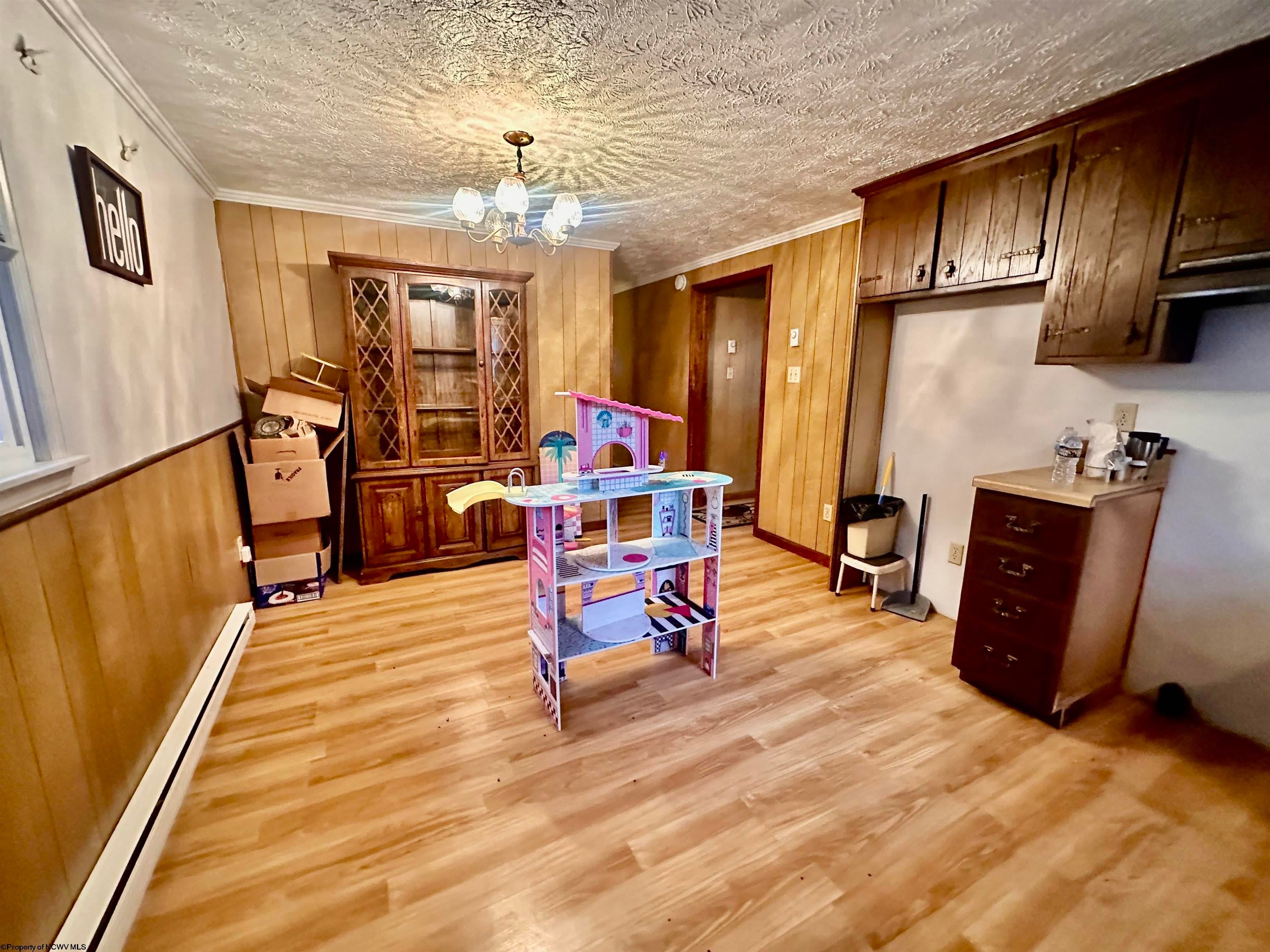 301 Elk River Road Webster Springs, WV 26288 - Photo 5 of 39 Gallery Image 5
