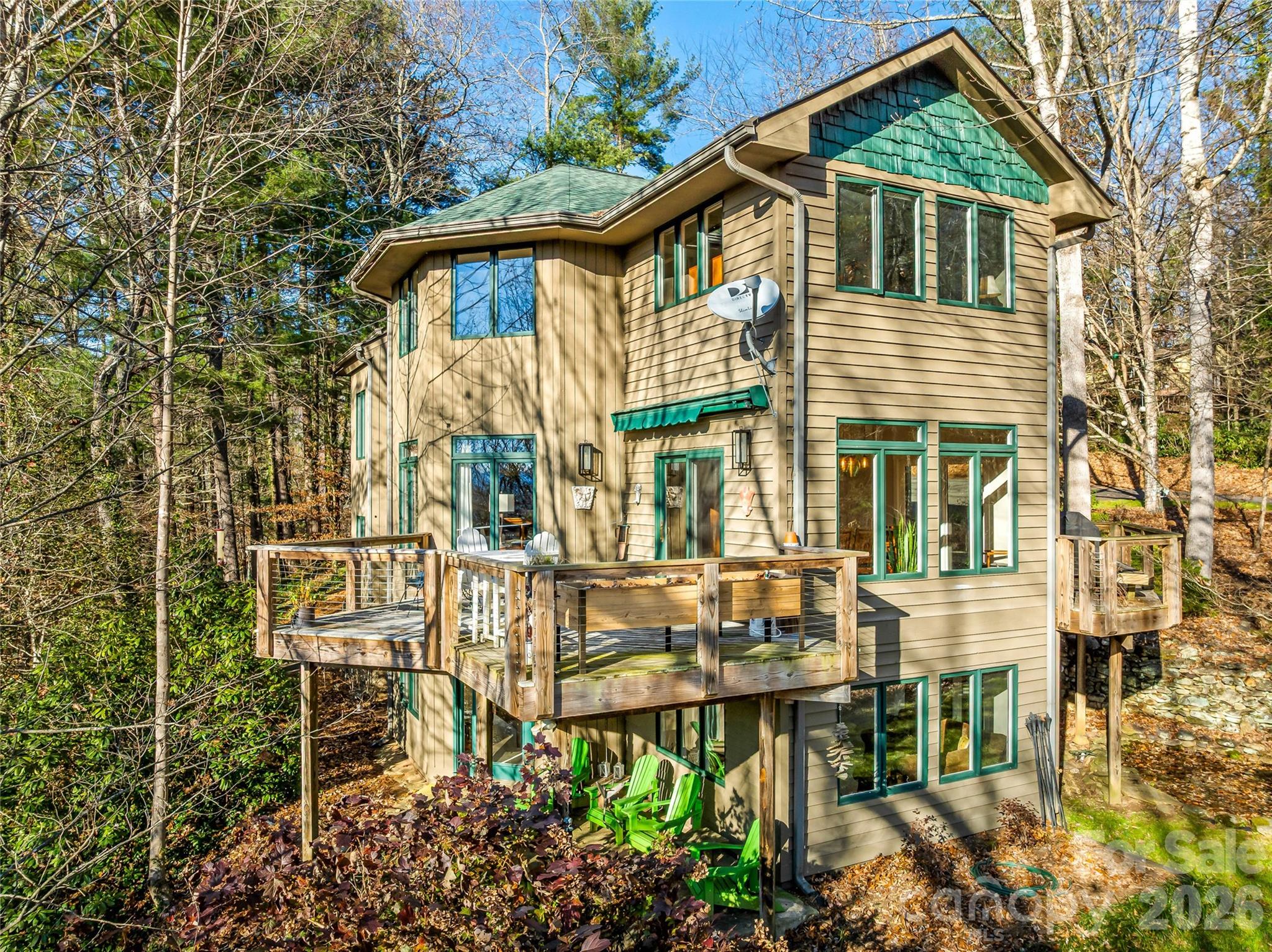 339 Beaverdam Road Asheville, NC 28804 - Photo 2 of 44