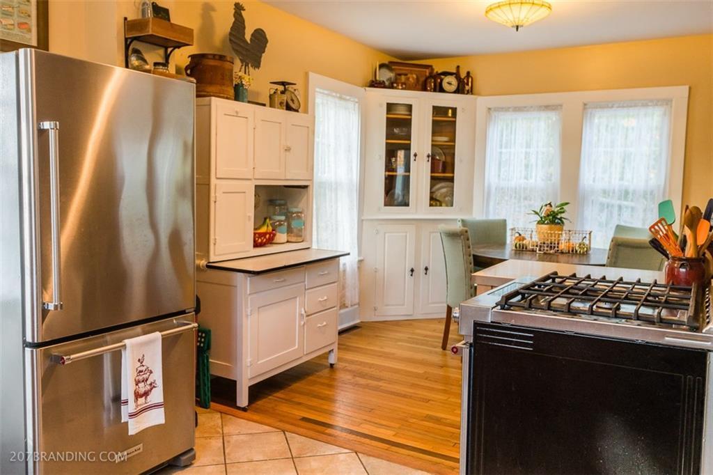 10 Johnson Road Scarborough, ME 04074 - Photo 17 of 35 Photo