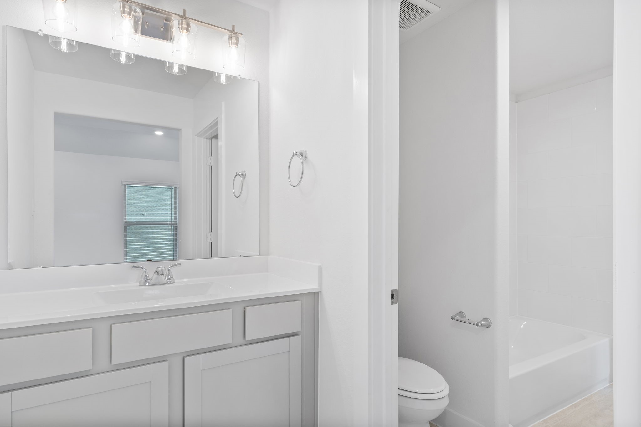 620 Cross Timbers Trace Waller, TX 77484 - Photo 14 of 36 a bathroom with a sink a toilet and shower