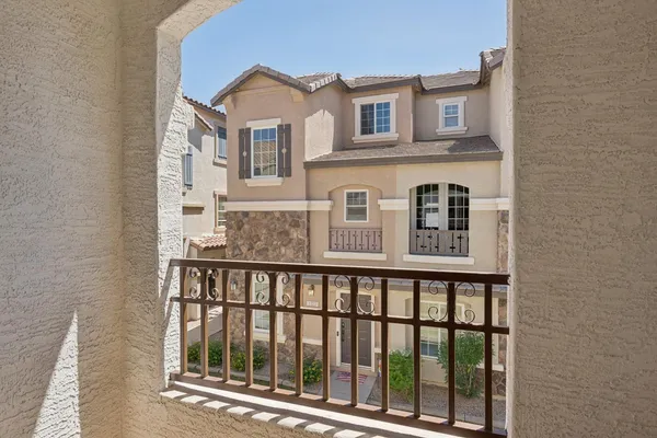 $2,000 | 1319 South Sabino Drive, Gilbert, AZ 85296