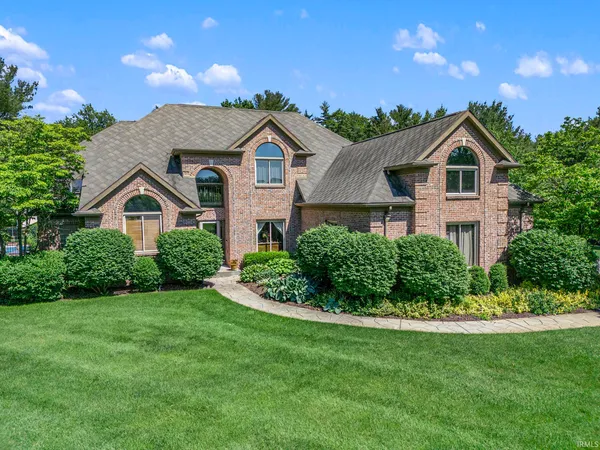 $874,900 | 51576 Autumn Ridge Drive, Granger, IN 46530