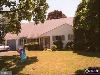 42 Hardy Road Levittown, PA 19056 - Photo 1 of 1 Gallery Image 1