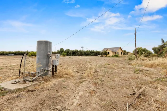 a view of a lake view