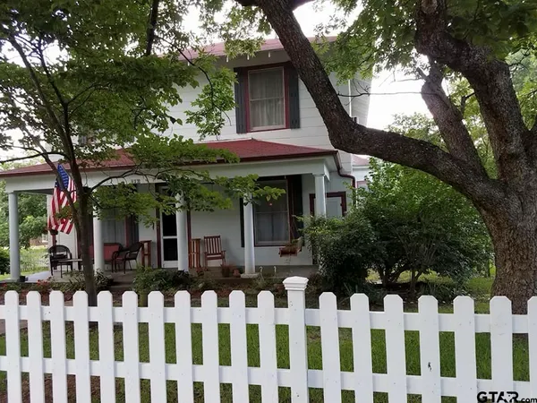 $227,000 | 823 South Magnolia Street, Palestine, TX 75801