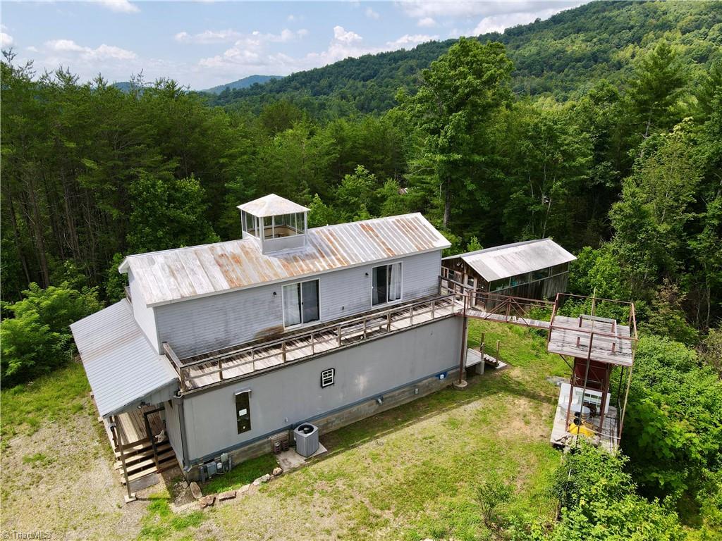 2668 Reedy Branch Road Purlear, NC 28665 - Photo 3 of 45