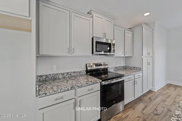 $468,000 | 601 Salty Marsh Lane, Jacksonville, NC 28546