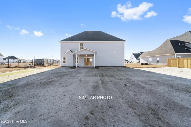 $468,000 | 601 Salty Marsh Lane, Jacksonville, NC 28546