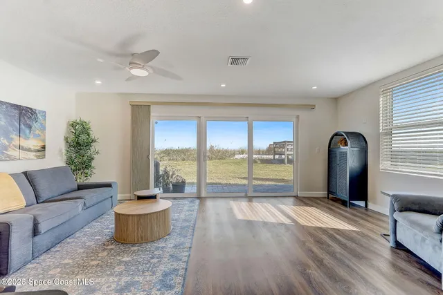 $900,000 | 551 Jimmy Buffett Mem Highway, Satellite Beach, FL 32937