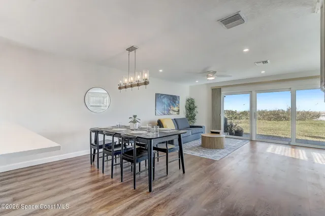 $900,000 | 551 Jimmy Buffett Mem Highway, Satellite Beach, FL 32937