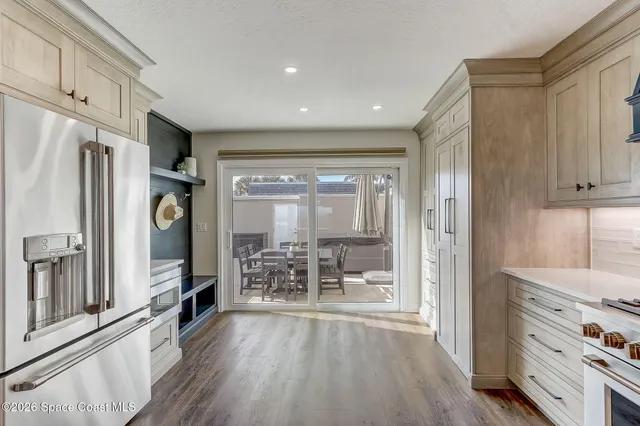 $900,000 | 551 Jimmy Buffett Mem Highway, Satellite Beach, FL 32937