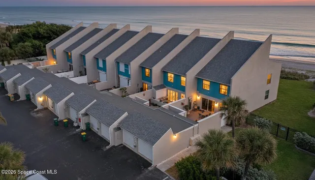 $900,000 | 551 Jimmy Buffett Mem Highway, Satellite Beach, FL 32937