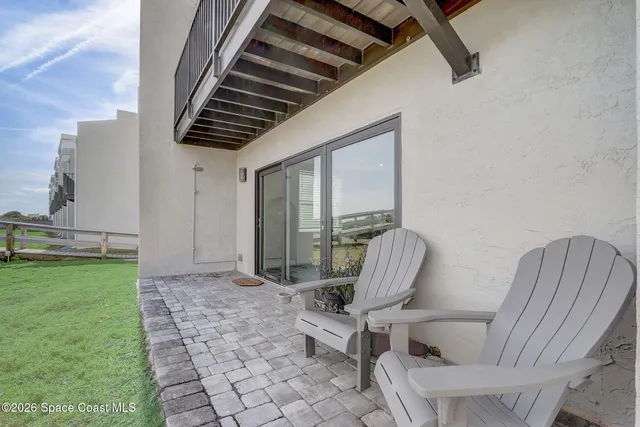 $900,000 | 551 Jimmy Buffett Mem Highway, Satellite Beach, FL 32937