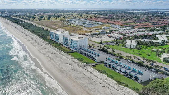 $900,000 | 551 Jimmy Buffett Mem Highway, Satellite Beach, FL 32937