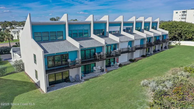 $900,000 | 551 Jimmy Buffett Mem Highway, Satellite Beach, FL 32937