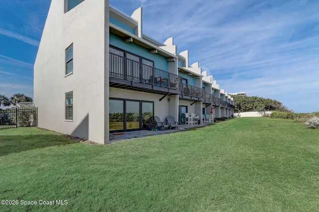 $900,000 | 551 Jimmy Buffett Mem Highway, Satellite Beach, FL 32937