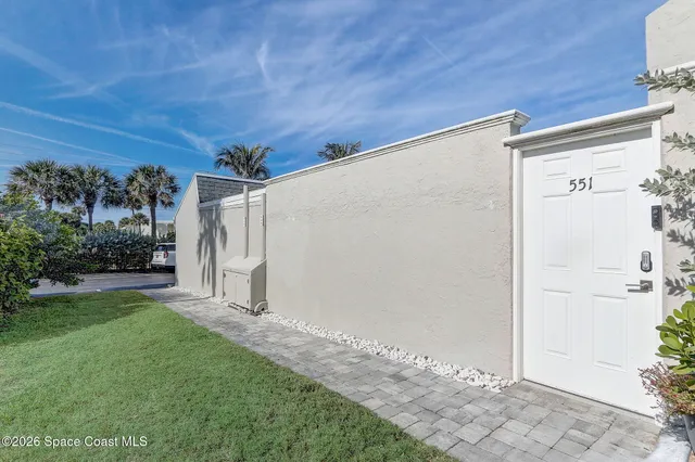 $900,000 | 551 Jimmy Buffett Mem Highway, Satellite Beach, FL 32937