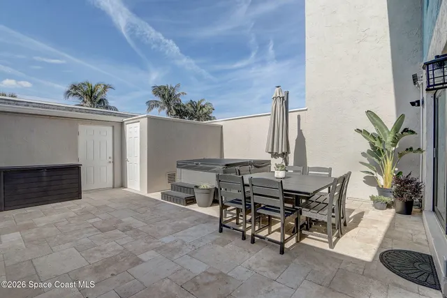 $900,000 | 551 Jimmy Buffett Mem Highway, Satellite Beach, FL 32937