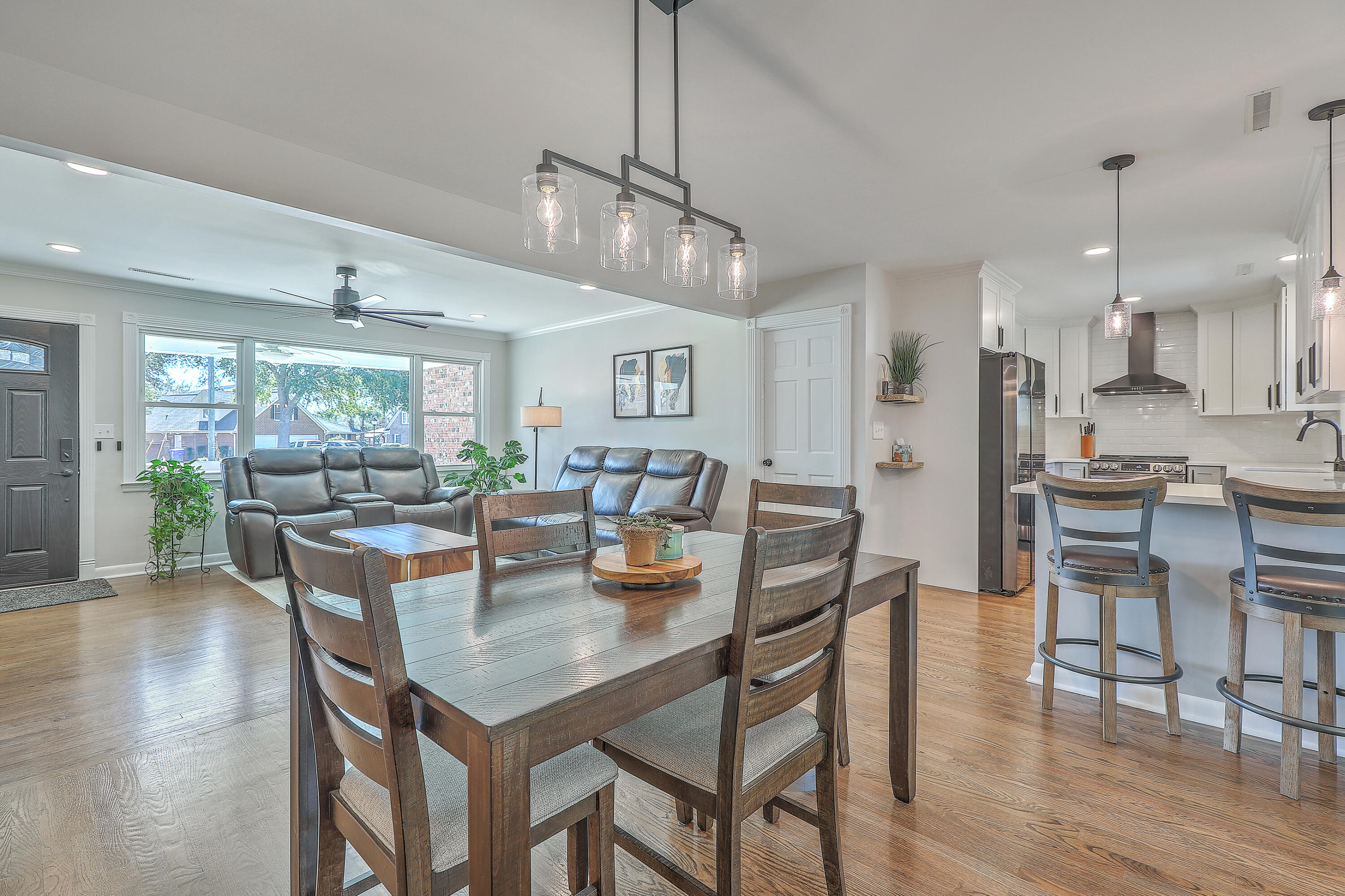 3552 Old Ferry Road Johns Island, SC 29455 - Photo 3 of 41 dining area