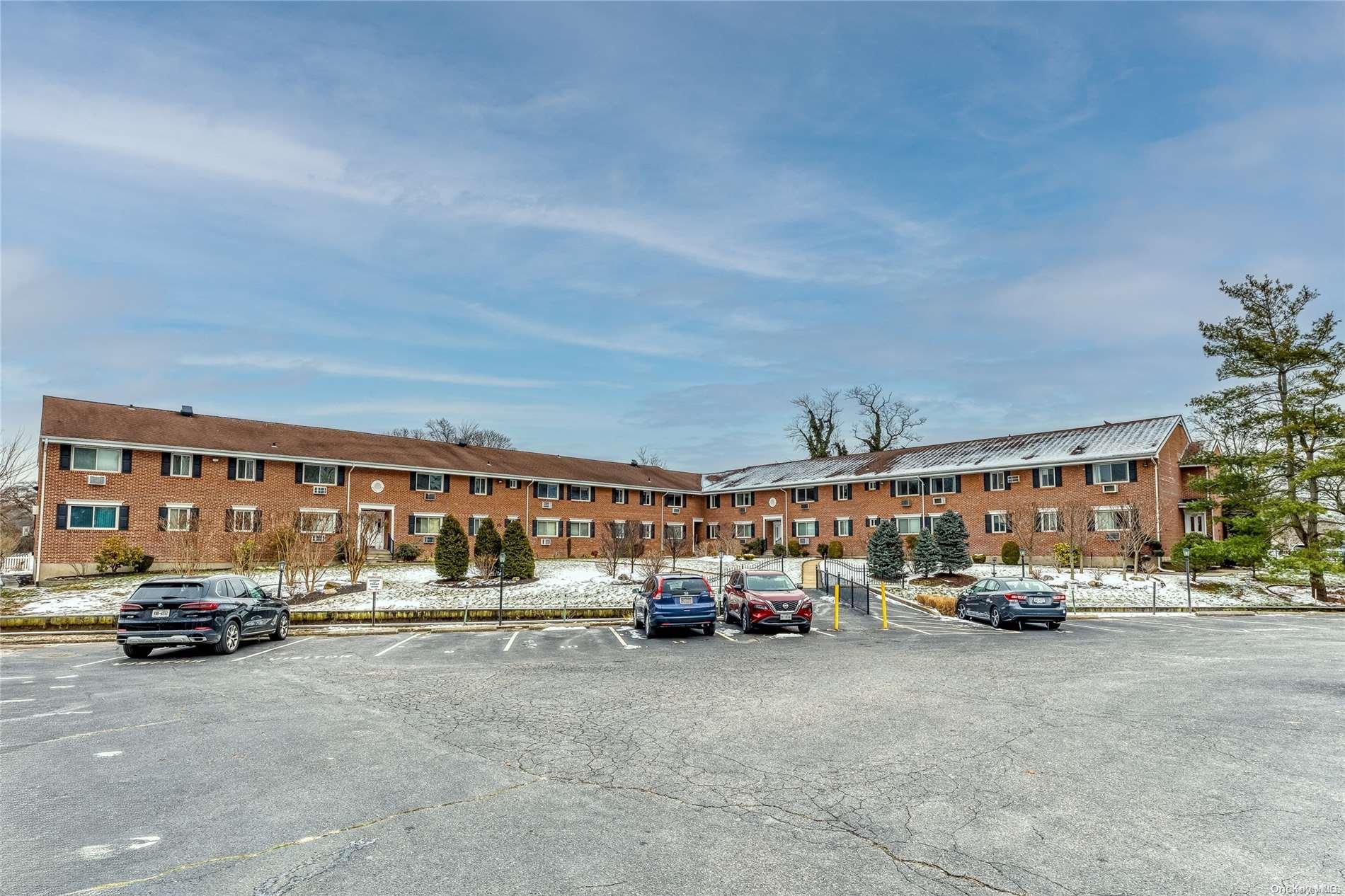 200 Merrick Road, Unit B Amityville, NY 11701 - Photo 1 of 1 Gallery Image 1