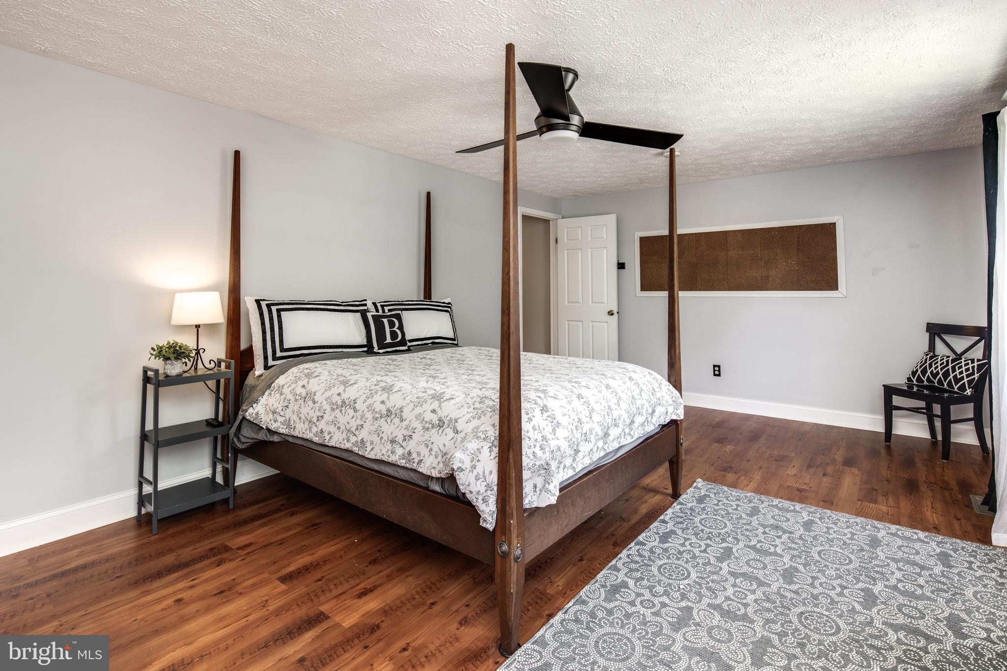 8325 Magic Leaf Road Springfield, VA 22153 - Photo 26 of 40 Gallery Image 26