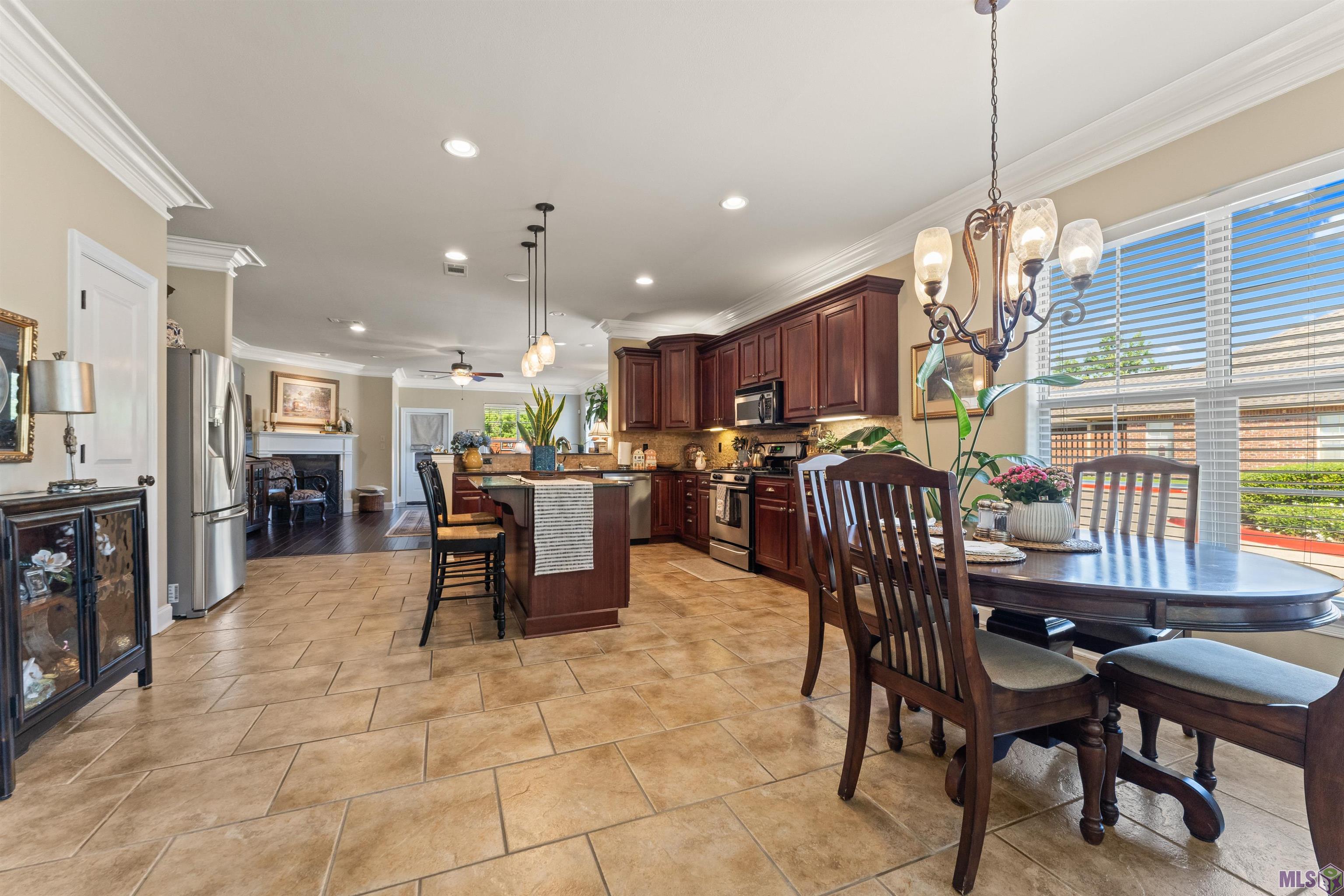 18639 Perkins Road, Unit 6 Prairieville, LA 70769 - Photo 2 of 12
