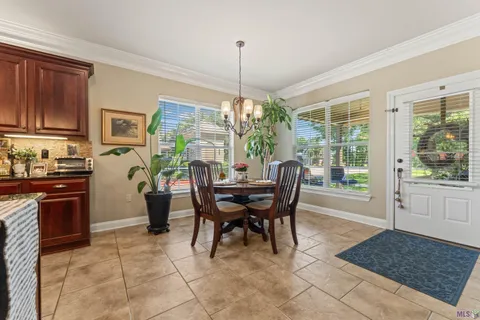 $285,000 | 18639 Perkins Road, Unit 6, Prairieville, LA 70769